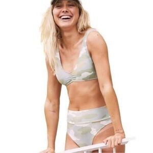 Aerie Women’s Size M/L High Rise Bikini Set Camo Swimsuit Sage Green Gray Sporty